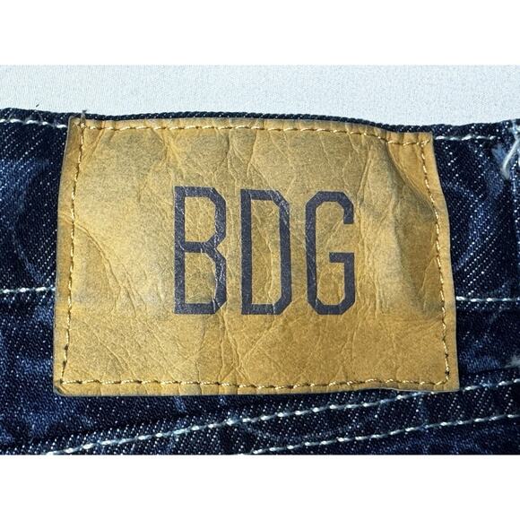 NWT BDG Urban Outfitters Women’s Floral Low Rise Flare Leg Jeans - Size 33x31 - Picture 6 of 11